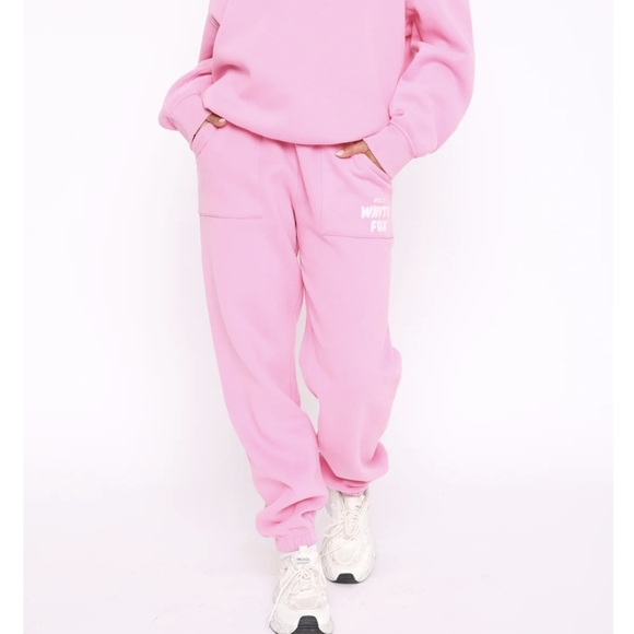NWT White Fox Offstage Sweatpants Bubblegum - Picture 1 of 4